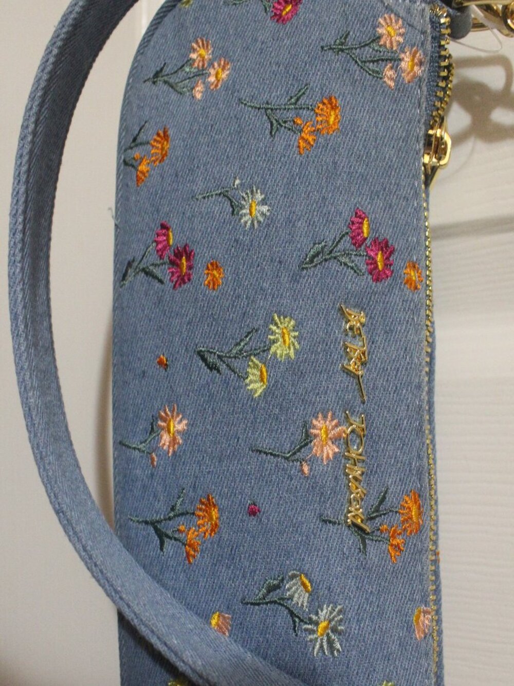 Betsey Johnson Denim Floral Crossbody Bag with Hot Air Balloon Charm - Picture 2 of 3
